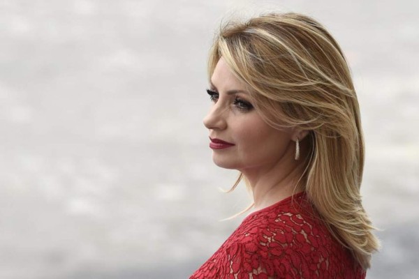 Angélica Rivera luce más joven ¿Qué se hizo?