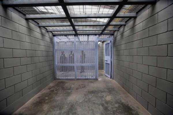 Honduras: El día a día de los reos en la cárcel de máxima seguridad de Santa Bárbara