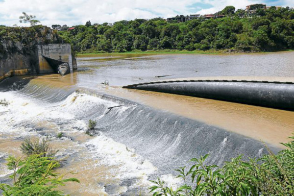 Pasivo laboral pone en riesgo municipalización
