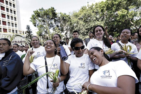 Honduras: Masiva participación en Jornada Juvenil de Ramos
