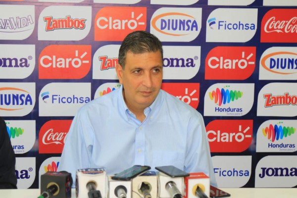 Contrato de Jorge Luis Pinto, modelo a no seguir