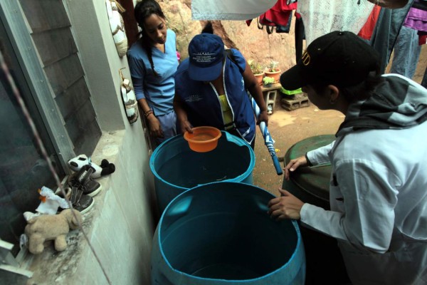 Duplicarán multas a dueños de predios repletos de maleza en Tegucigalpa