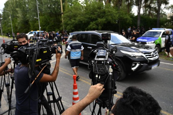 Desconsuelo: Argentina llora la muerte de Diego Armando Maradona