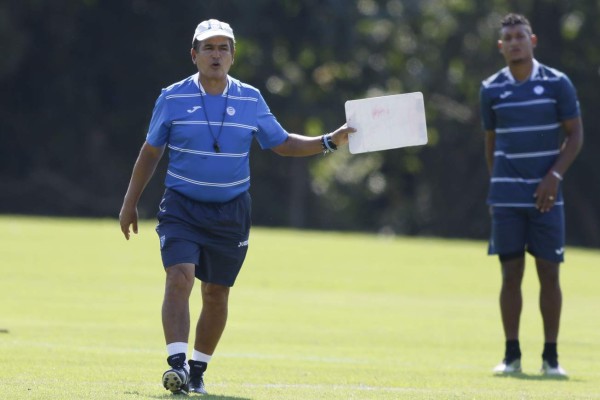 Ya está decidido... Jorge Luis Pinto se las jugará con la misma base ante Portugal