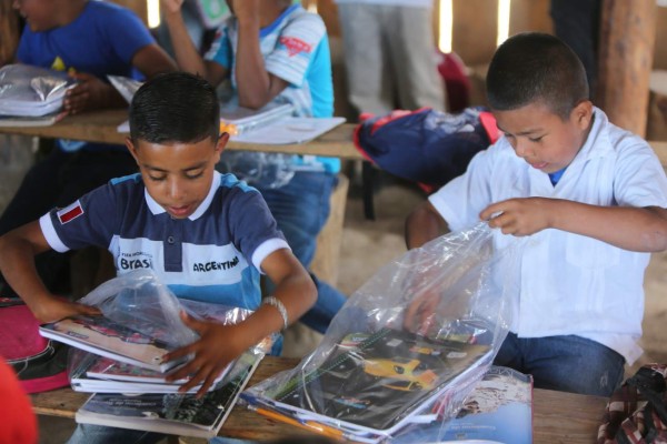 Maratón del Saber busca equipar con útiles a más de 5,000 escolares