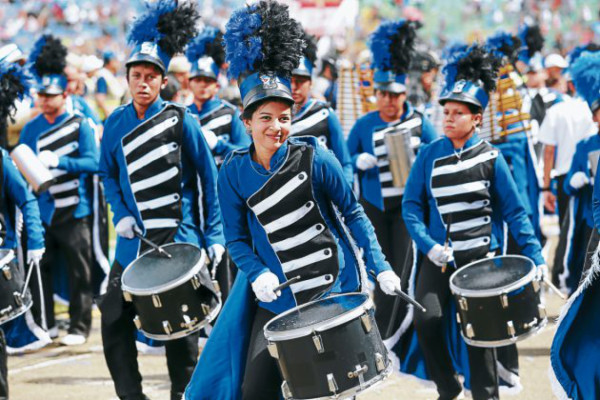 Retumbó la fiesta al ritmo de tambores