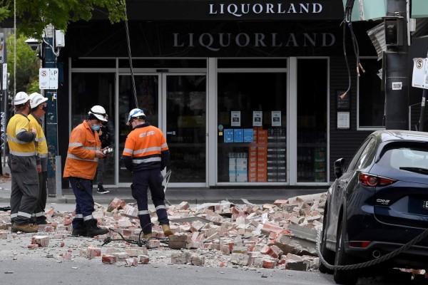 Edificios derrumbados y postes a punto de caer: los daños tras el sismo en Australia