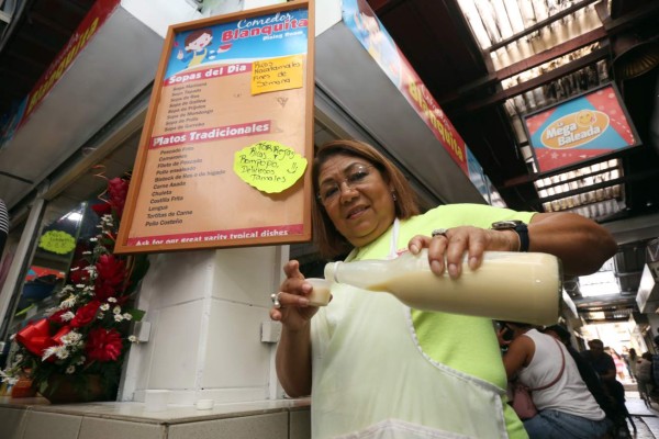 La dulzura de la Navidad se cocina en los mercados y antiguas reposterías
