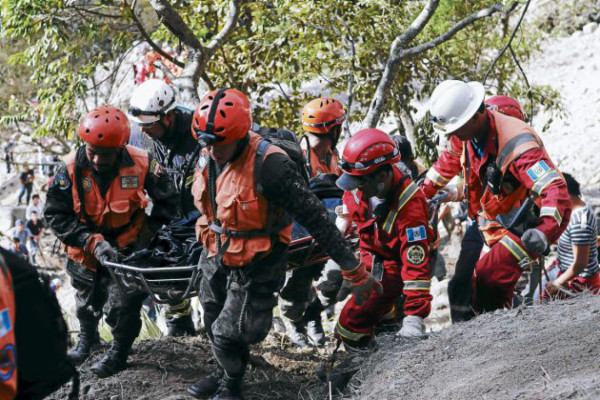 Decretan estado de calamidad tras devastador terremoto en Guatemala