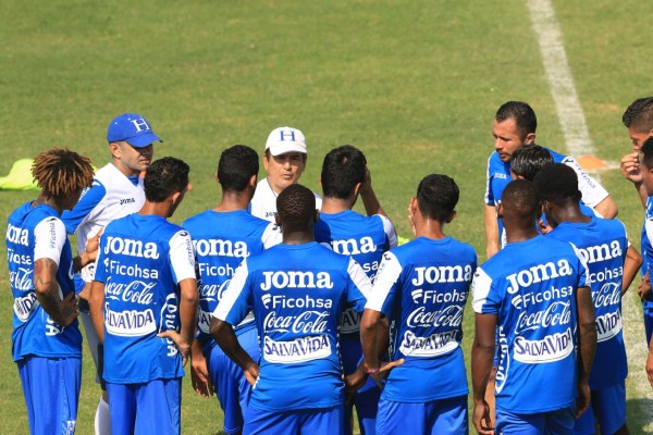 Carlo Costly, motivado en la Selección de Honduras