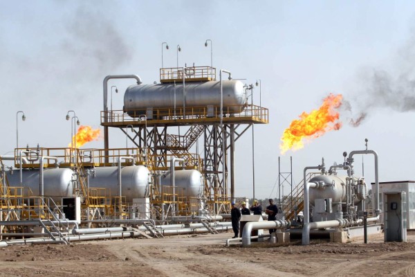 Yihadistas buscan controlar refinería, ejército los repele