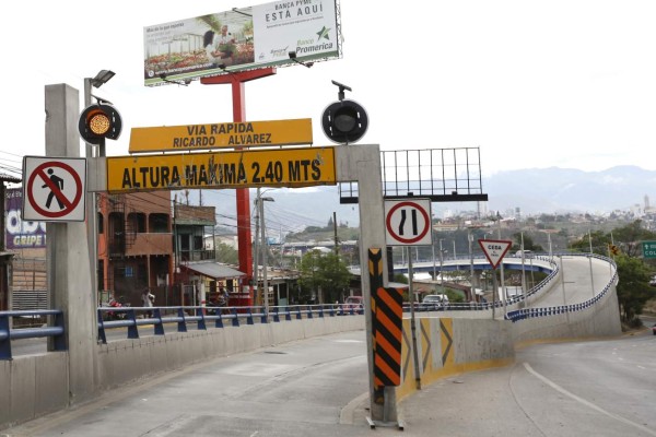 Soluciones viales millonarias que presentan falencias