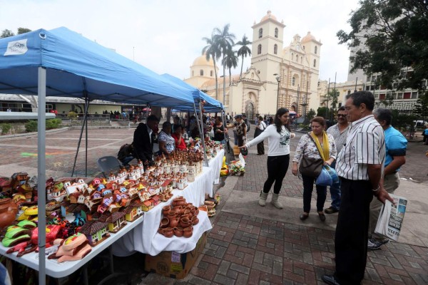 Honduras: Llegó la feria de Artesanías Tradicionales a la capital