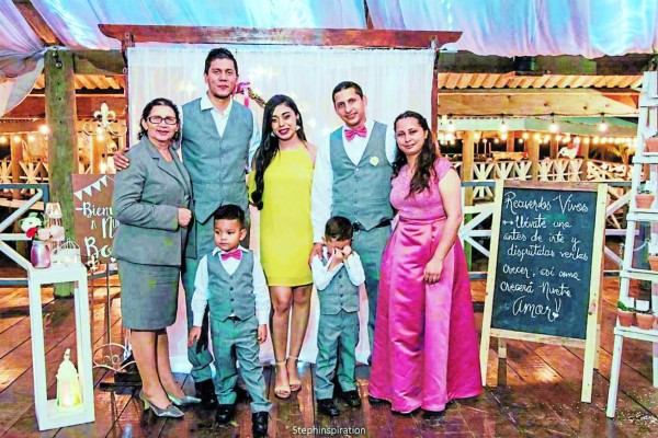 Una bendición nupcial para Yoisy Romero y Alesandro Gutiérrez
