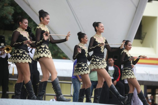 A vibrar en el carnaval con sabor a identidad local