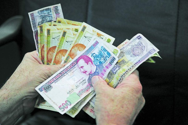 Honduras: Impuestos crecerán más de 10% en el 2015