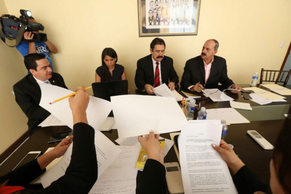 Núñez: El voto y el escrutinio será público. Decidido!