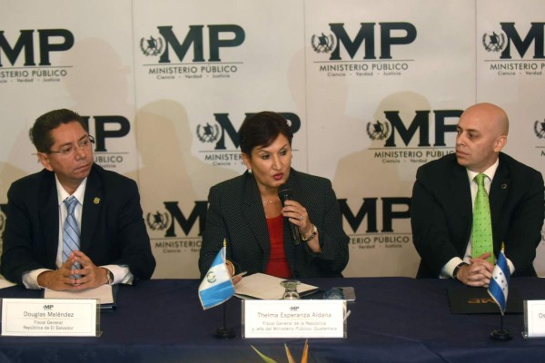 Fiscalías de El Salvador, Guatemala y Honduras acuerdan combatir pandillas