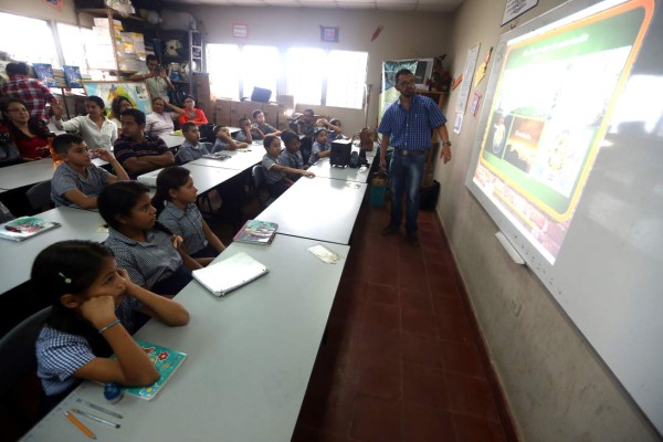 Los alumnos de la 11 de Junio anuncian que ganarán la competencia