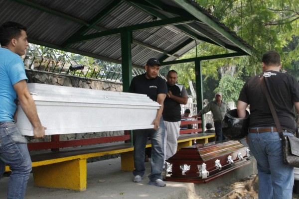 Videos son clave en masacre de cinco personas