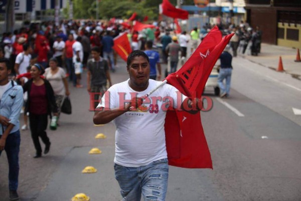 Las imágenes que no vio de la masiva marcha de la Alianza de Oposición&nbsp;&nbsp;