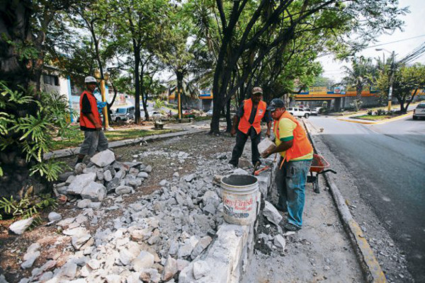 Restauran rostro verde de la capital de Honduras