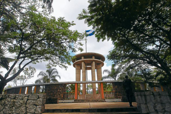 Inicia evolución del Juana Laínez a parque estudiantil