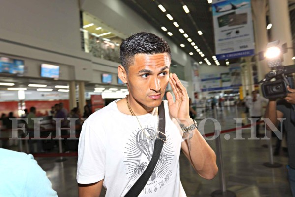 Andy Nájar se va triste por la derrota de la Selección de Honduras ante Costa Rica &nbsp;&nbsp;