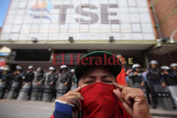 Las imágenes que no vio de la masiva marcha de la Alianza de Oposición&nbsp;&nbsp;