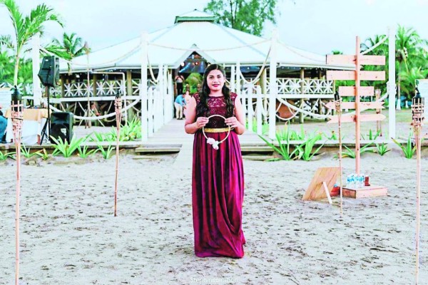 Una bendición nupcial para Yoisy Romero y Alesandro Gutiérrez