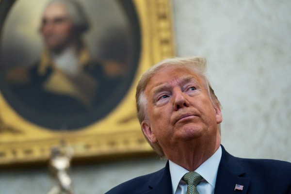 Trump dice haberse sometido a prueba por coronavirus cuyo resultado aún se desconoce