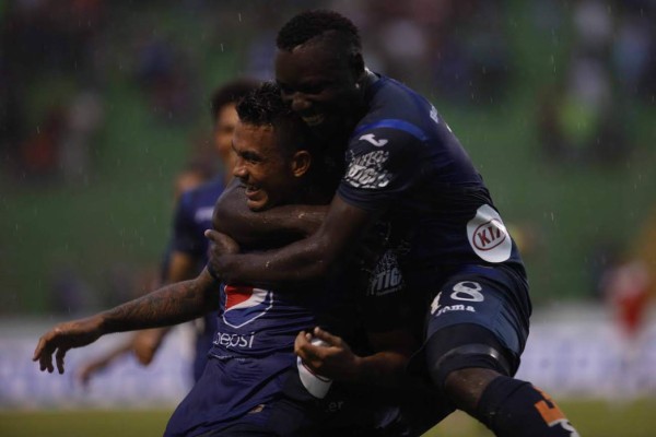 Un Motagua implacable golea al Honduras Progreso