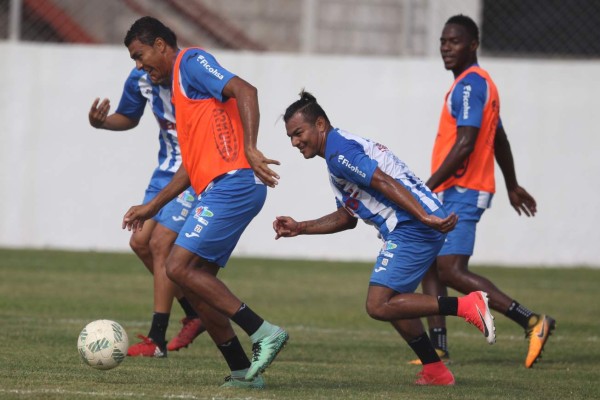 Honduras pretende limpiar tarjetas antes de jugar con Australia