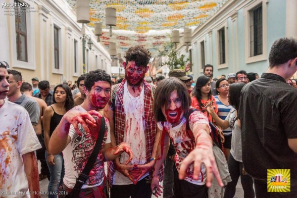 Zombie Walk HN: El terror se desató en la capital