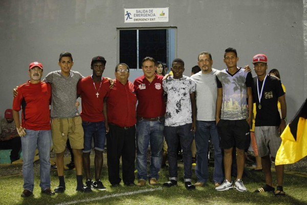 Curiosas imágenes captadas por nuestro lente en la fecha 16 de la LNP