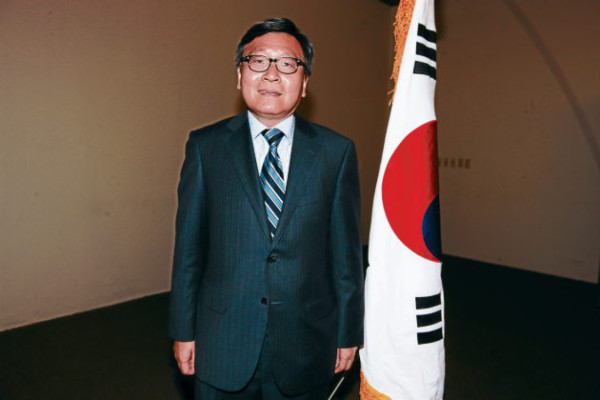 Paz y solidaridad, deseos de capitalinos para 2012