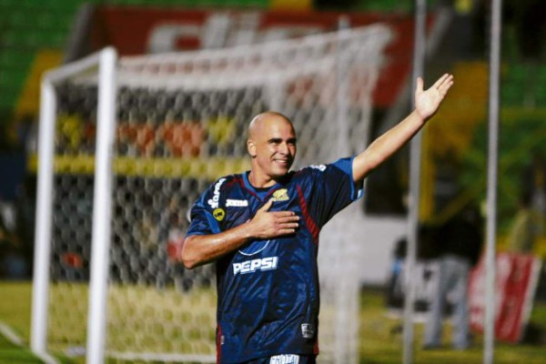 Óscar Torlacoff: 'Hasta que pierda la alegría”