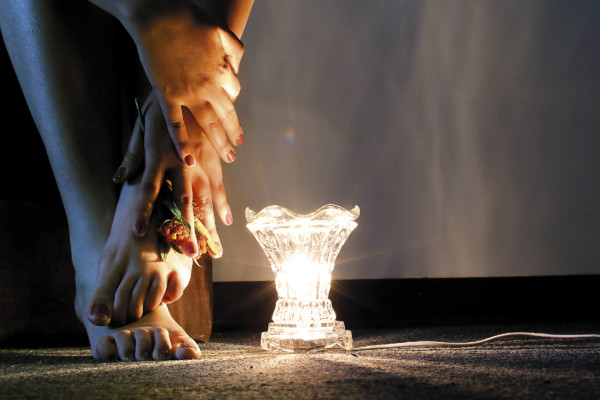 Échele una 'manita” a sus pies