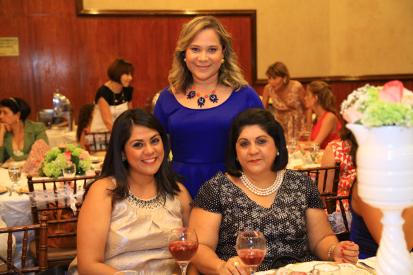 Alegre bienvenida para Olivia