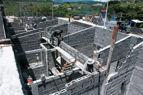 Vivienda social para 2,700 familias pobres de la capital de Honduras