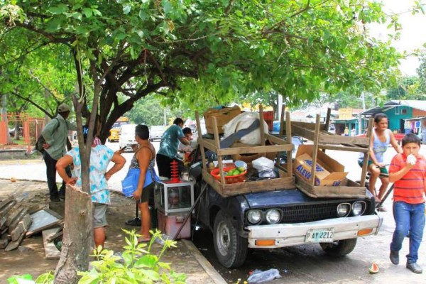 Comayagüela: Desalojan vendedores de La Laguna