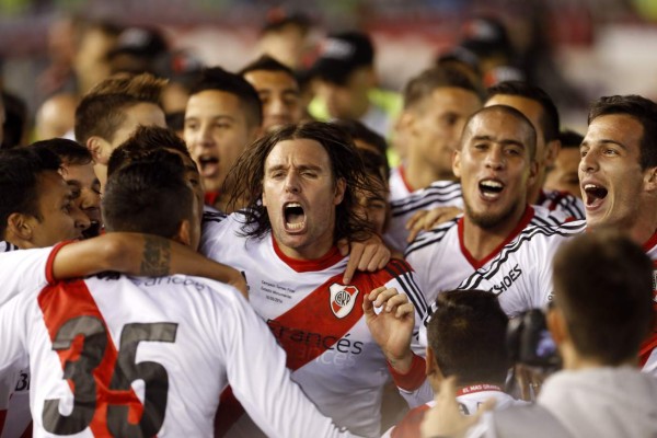 Hasta $590 por una entrada para River-Boca