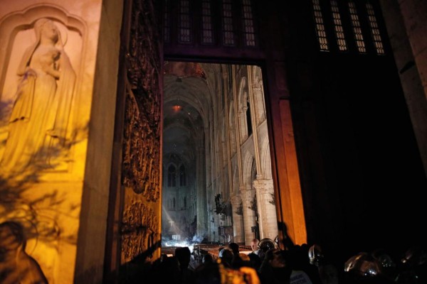Así quedó la catedral de Notre Dame después del incendio