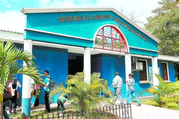 Graves deficiencias sufre el sistema educativo en Honduras