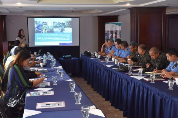 Revisan planes de seguridad en los Parques para una Vida Mejor