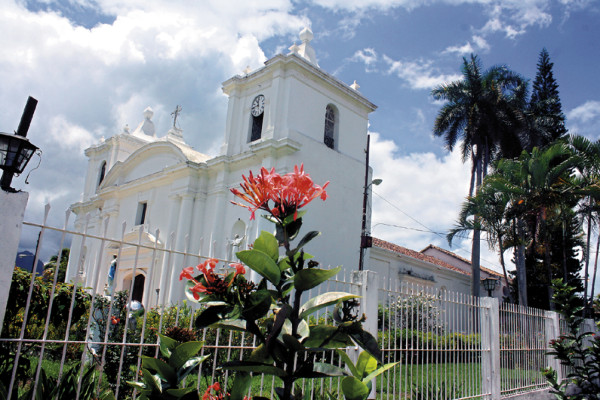 Antiguas edificaciones de Danlí y Yuscarán carecen de atención