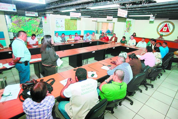 A 10 mil ascienden los casos de dengue en la capital