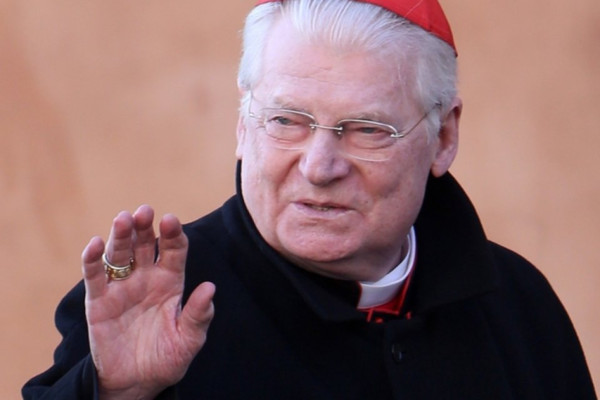 Apostadores se inclinan por papa italiano