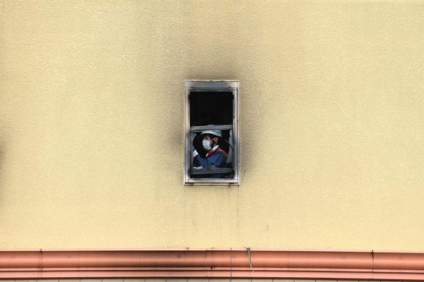 'Era como mirar el infierno', dice testigo de incendio en Japón que dejó 33 muertos