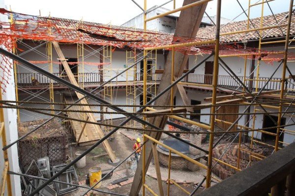 Autoridades del IHAH desconocen el inicio de las obras en el Paraninfo